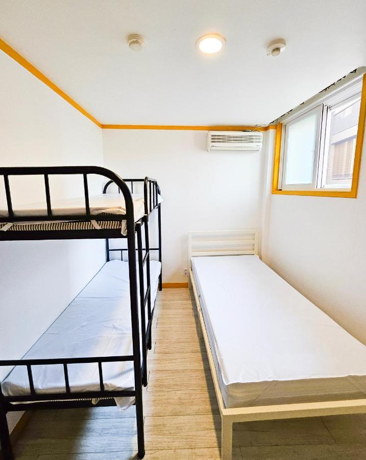Travelers A Korea Hostel Seoul Luaran gambar